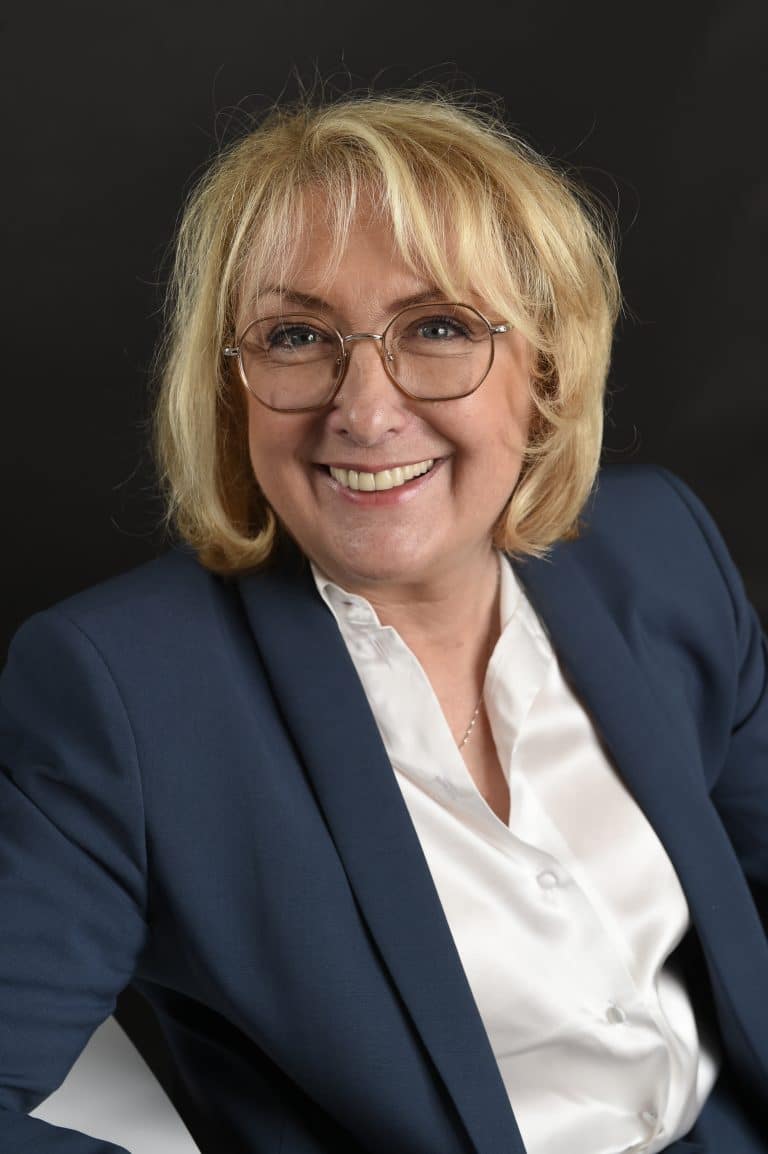 Laurence GUÉGAN-GÉLINET